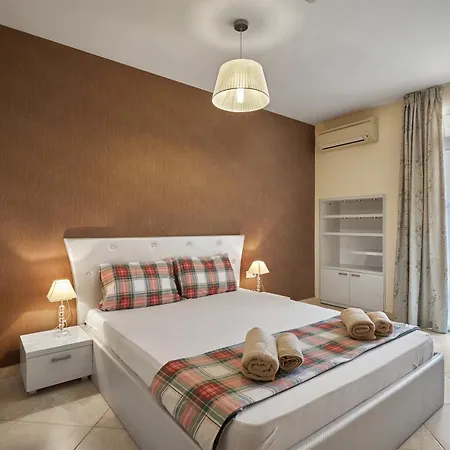 2bd Flat With Balcony In Flores Garden Complex By Flat Mаnаger * Chernomorets