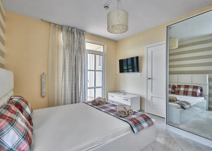 Apartment 2bd Flat With Balcony In Flores Garden Complex By Flat Mаnаger